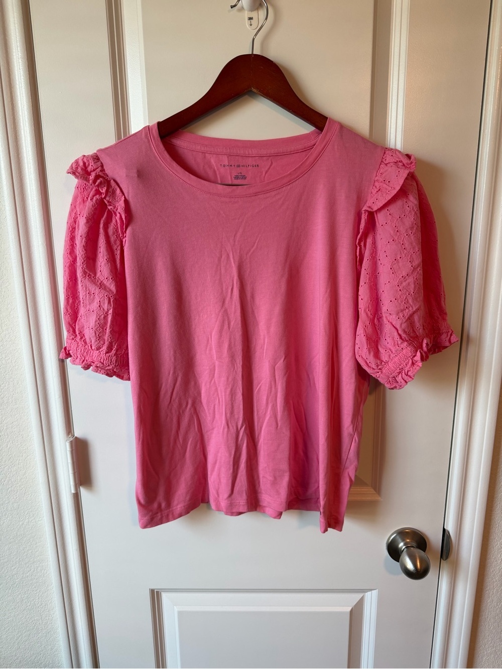 ⚡️Tommy Hilfiger Coral Pink Crewneck Tee With Eyelet Lace Sleeves